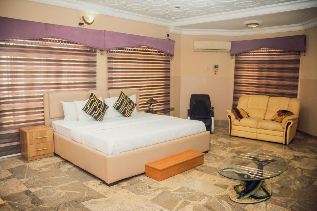 J'S Place Abuja Eksteriør billede